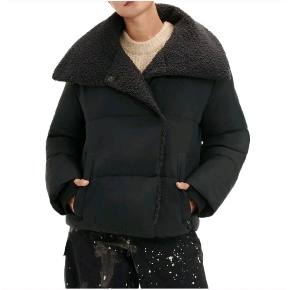 UGG Women's M Patricia‎ Sherpa Lined Puffer Jacket Coat Black Size M Cozy